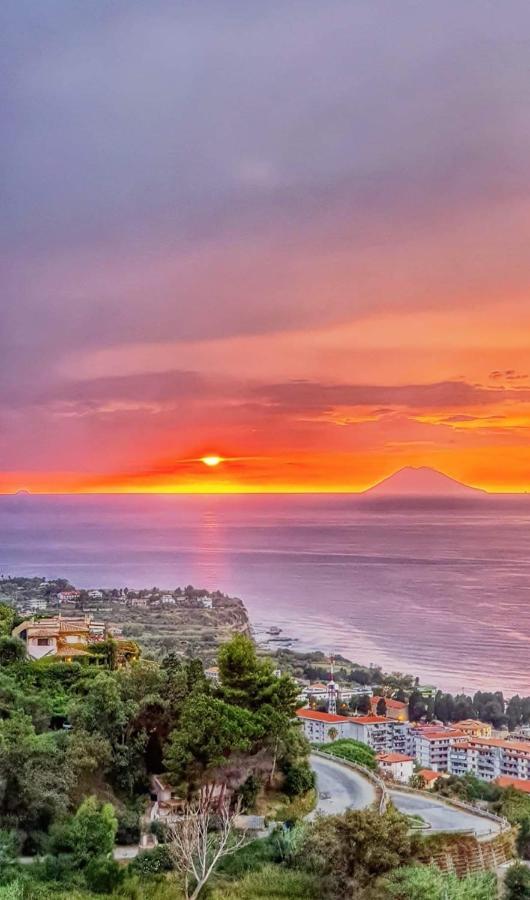 Bed and Breakfast La Piazza Beb Tropea Exterior foto